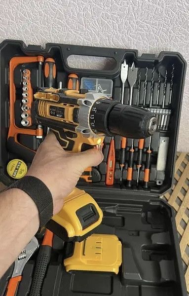 Шурупокрут ударний DeWALT DCD791 (48V, 6AH) з набором інструментів Деволт