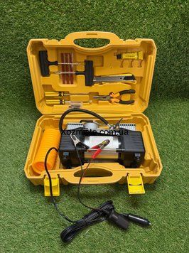 Двухпоршневой автомобильный компрессор с набором инструментов в кейсе 12V 30A 85л/мин Желтый