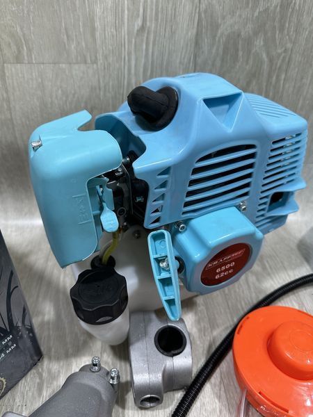 Коса газонна бензинова Krafftec Германі БГ-6500 Professional