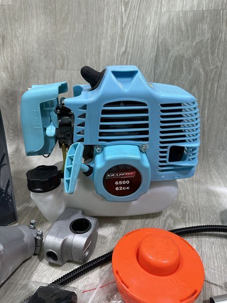 Коса газонна бензинова Krafftec Германі БГ-6500 Professional